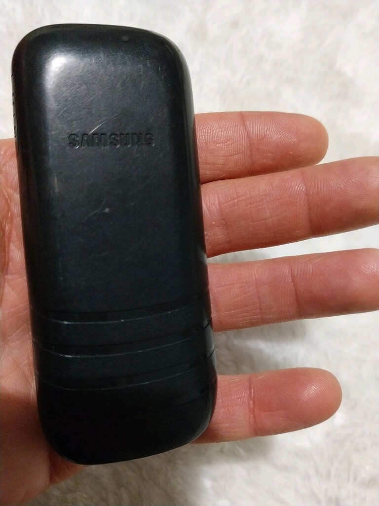 Samsung tuşlu telefon. sesi gelmiyor - 2