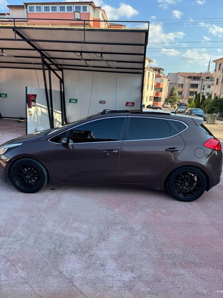 163 HP - 370 Nm | 2013 Kia Ceed 1.6 CRDi Concept Plus | Cam Tavan - 3