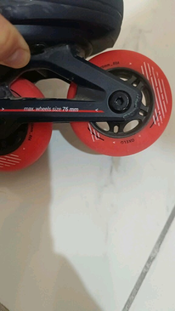 Sıfır Ayarında Decathlon Oxelo FIT3 Çocuk Pateni (35-38 Numara) - 4