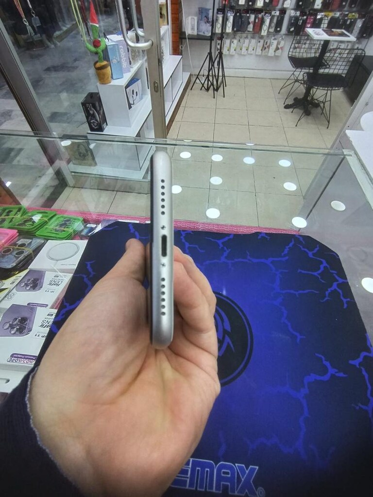 iphone 11 - 3