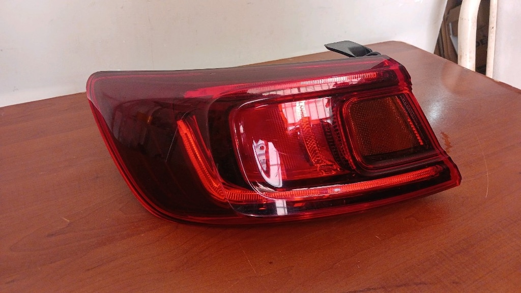 RENAULT TALİSMAN SOL STOP ORJİNAL ÇIKMA HATASIZ KARGO OLUR - 4