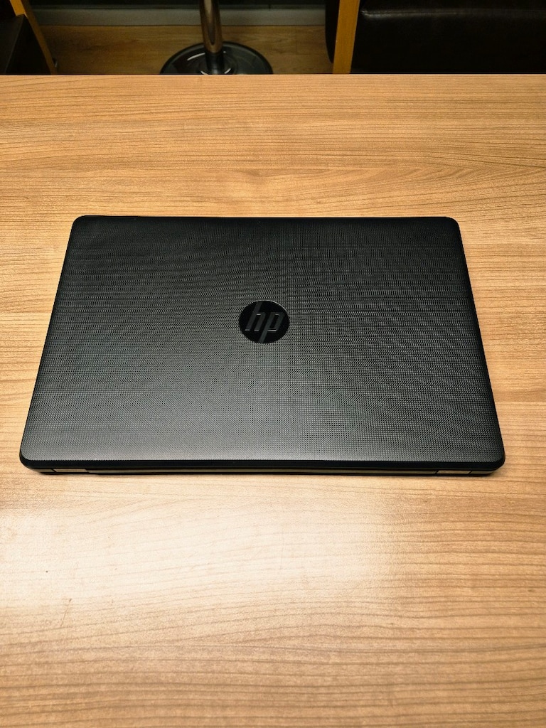 Laptop HP i3 İşlemci 8GB Ram SSD Pili Sağlam Yeni Gibi - 5