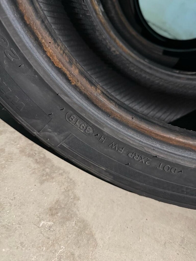 205 55 16 kışlık lastik hankook - 2