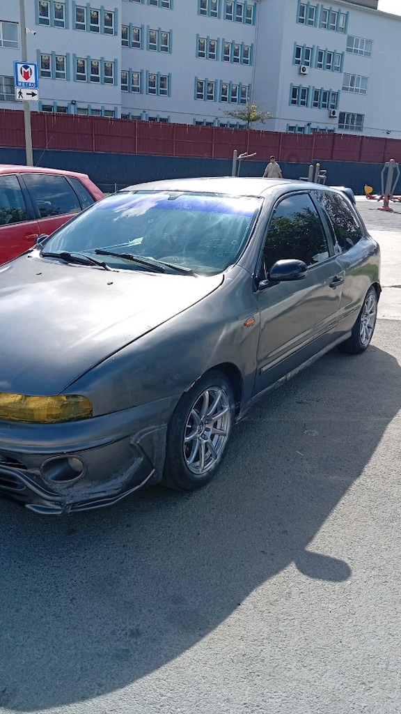 Fiat Bravo 1998 coupe - 14