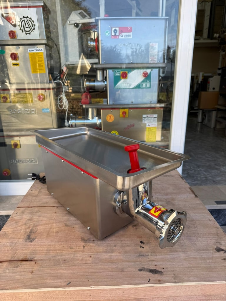 Çağdaş 0.75 Kw 12 No İleri Gerili Et Kıyma Makinesi - 2