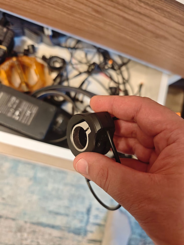 El gazı sıfır elektrikli bisiklet - 4
