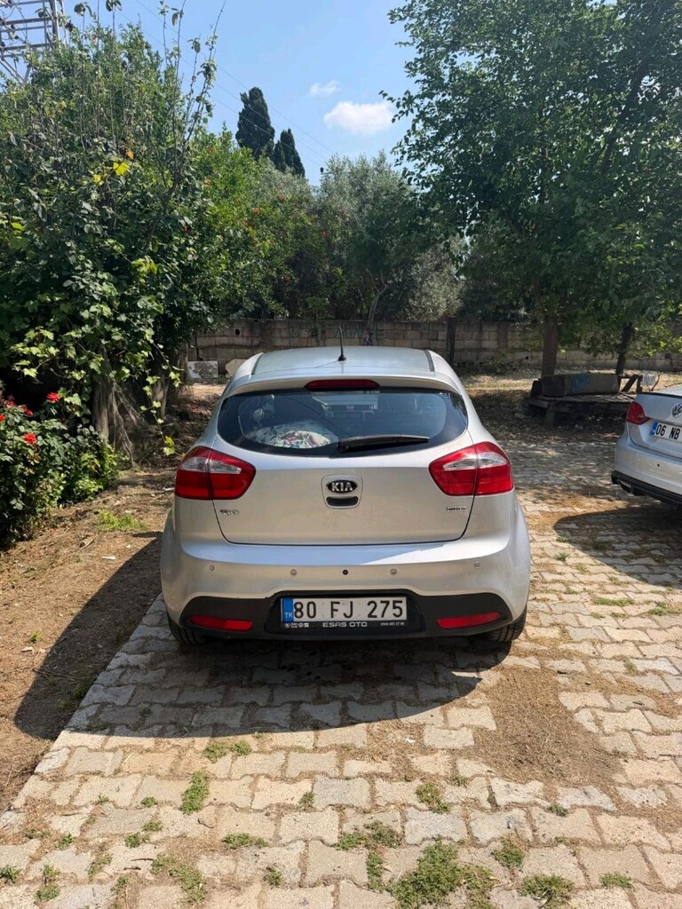 kia rio temiz aile arabası - 9