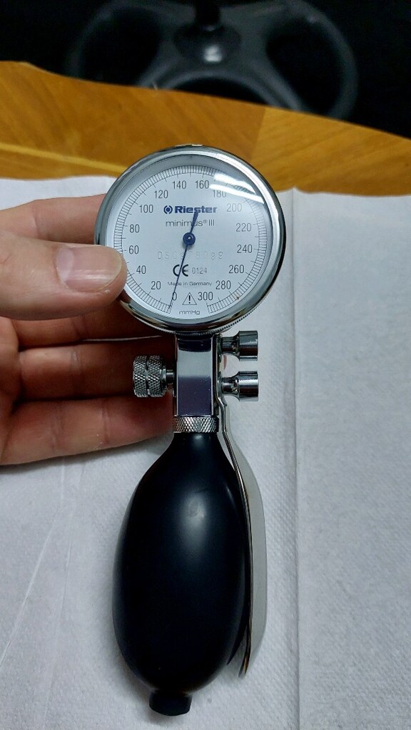 Almanya'da üretilmiş Riester Minimus III model manuel bir aneroid - 4