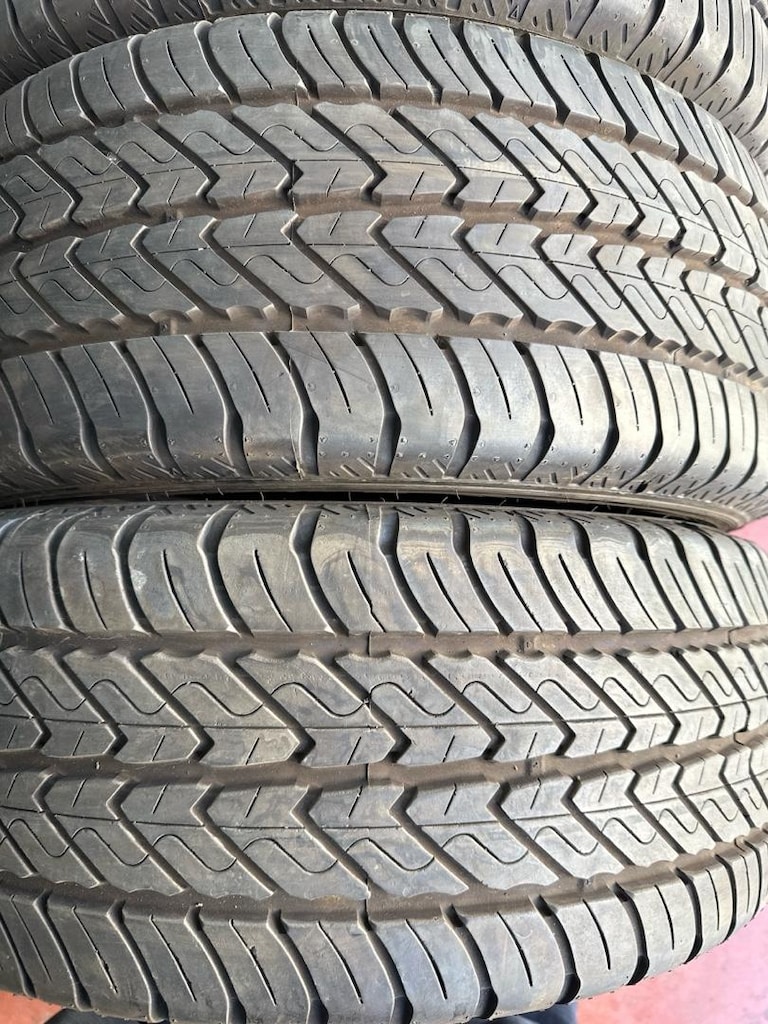 225 55 17 C DUNLOP… - 2