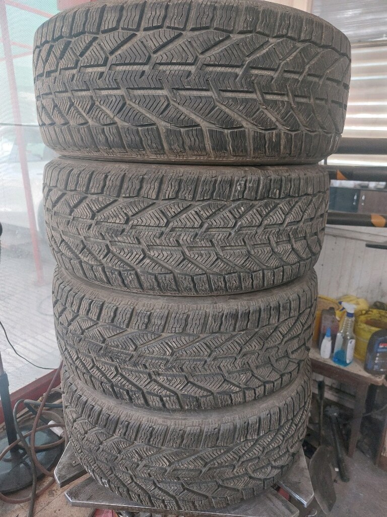 4 adet 225/45R17 94H TIGAR - 2