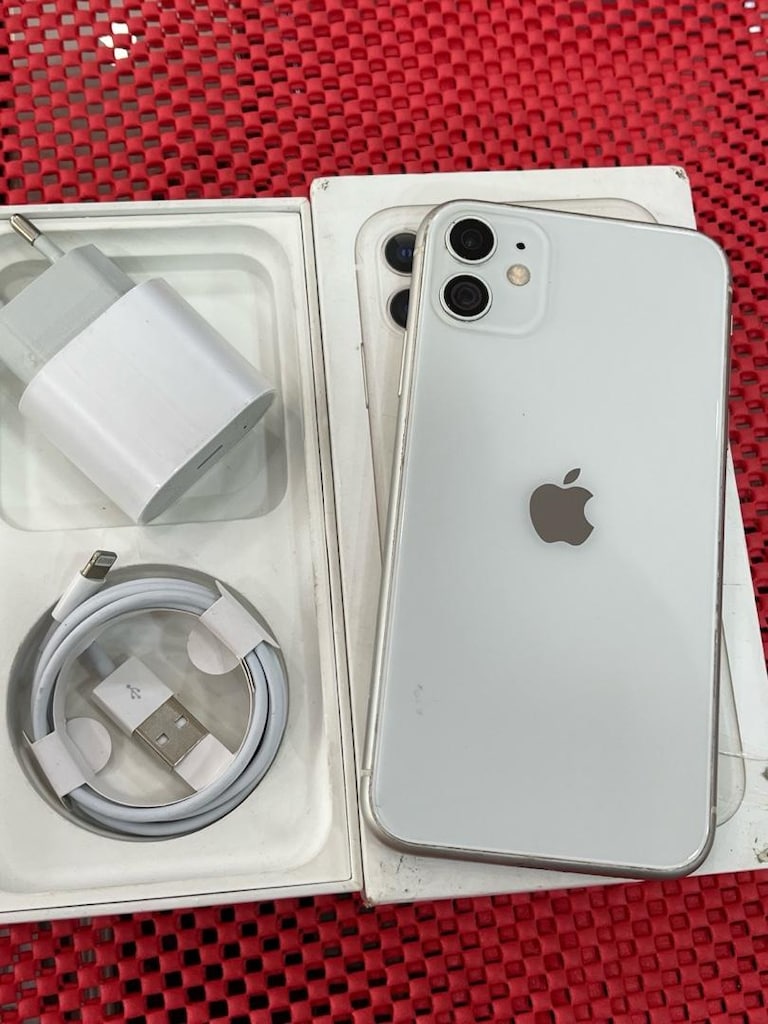 İPHONE 11 128 GB TÜRKİYE CİHAZI FACE ID ÇALIŞMIYOR PİL 100 - 3