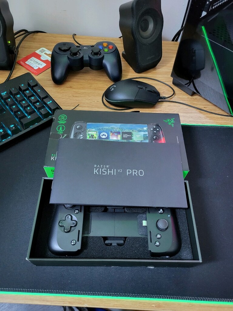 Sıfırdan Farksız / Razer Kishi V2 Pro - Kutulu, Eksiksiz, Temiz - 2
