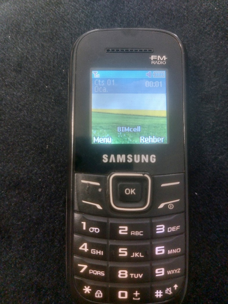 Samsung tuşlu telefon hattını tak kullan - 2