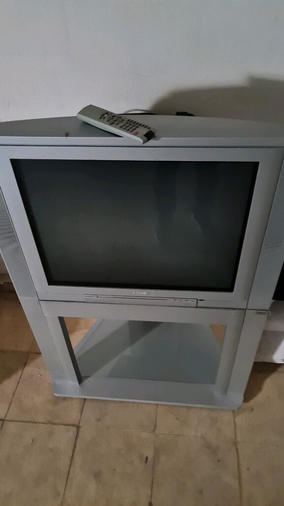 Büyük televizyon - 2