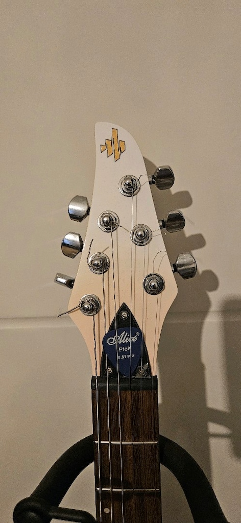Donner DMT - 66 Elektro Gitar (Pembe-Beyaz) - 3