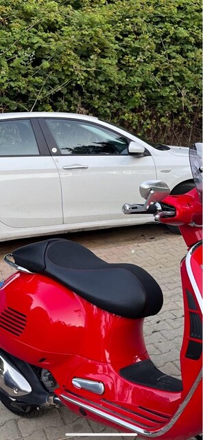 vespa koltuk ve zeloni orjinal ayna sıfır ayarında