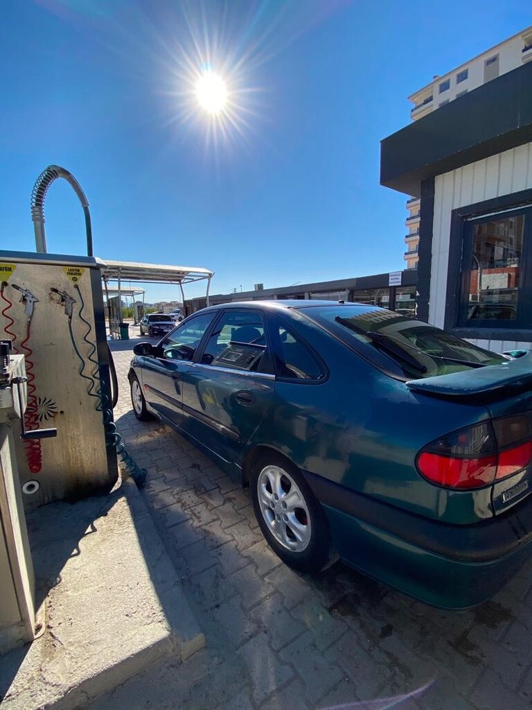 LAGUNA 1 volvo motor - 5