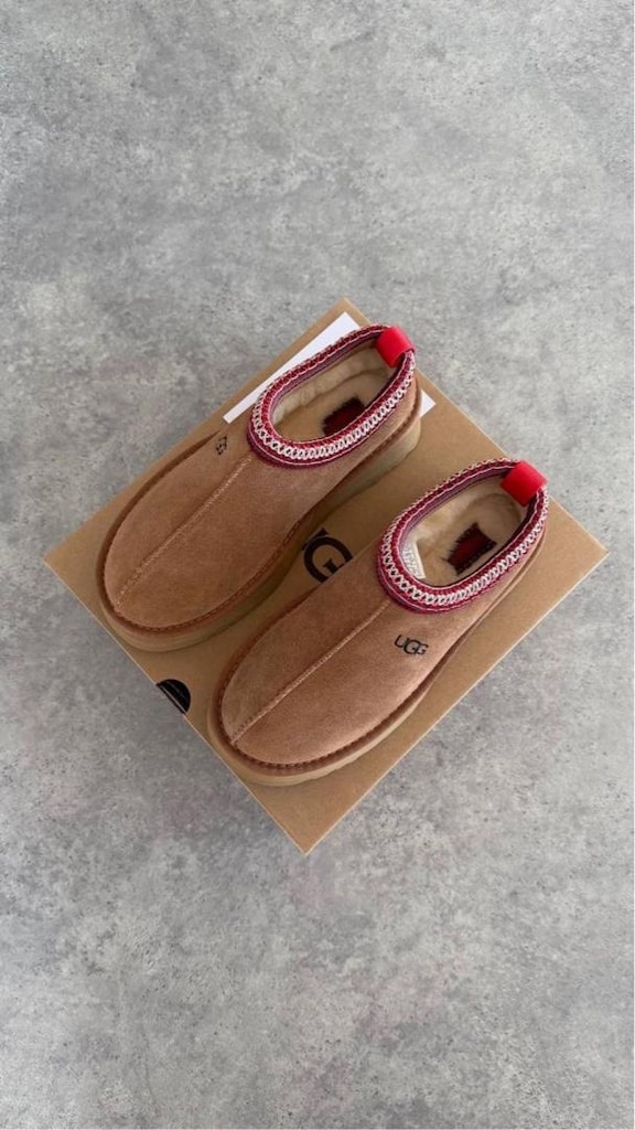 Ugg Tazz