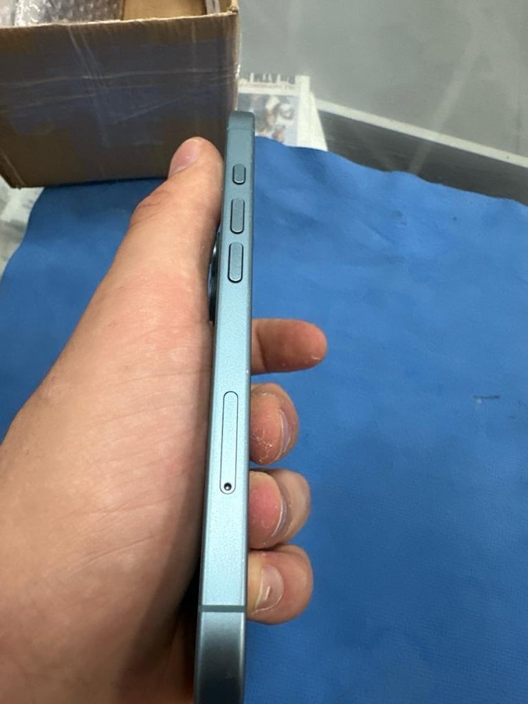 İPHONE 16 128GB - 3