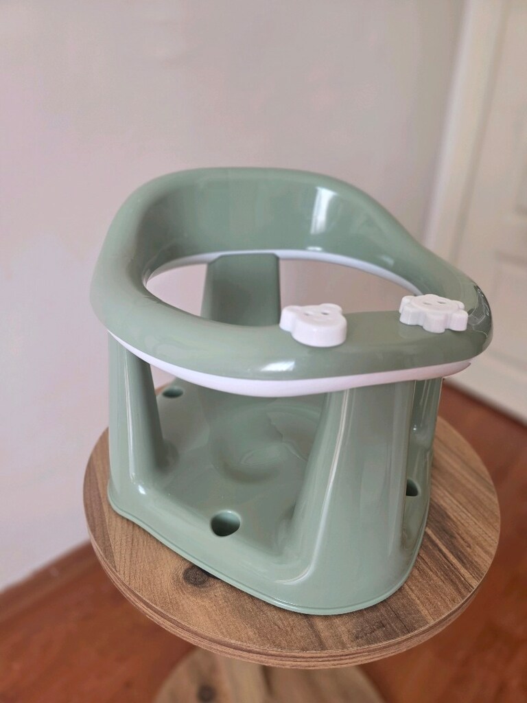 Yeşil Bebek Banyo Oturağı -Güvenli Vakum Tabanlı Eğlenceli Figürler - 2
