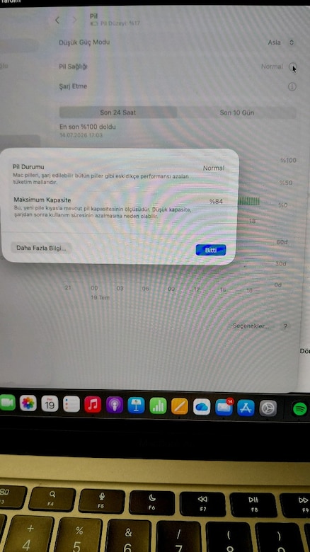 MacBook Air M1 laptop - 7