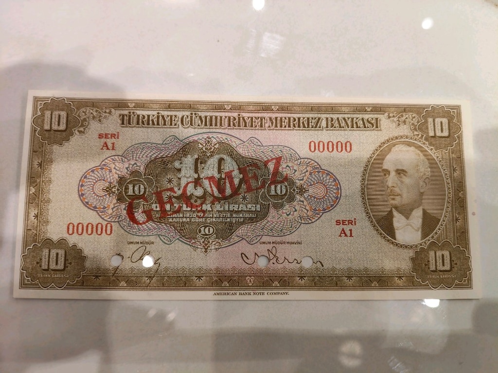 Nümizmatik Nadir Parça: 4. Emisyon 2. Tertip 10 Lira "Specimen" - 10