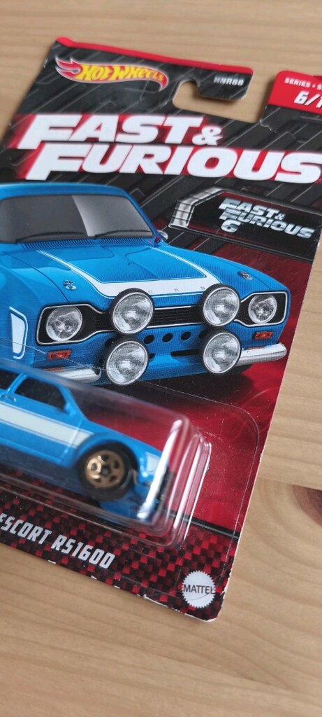 Hot Wheels 70 Ford Escort - 2
