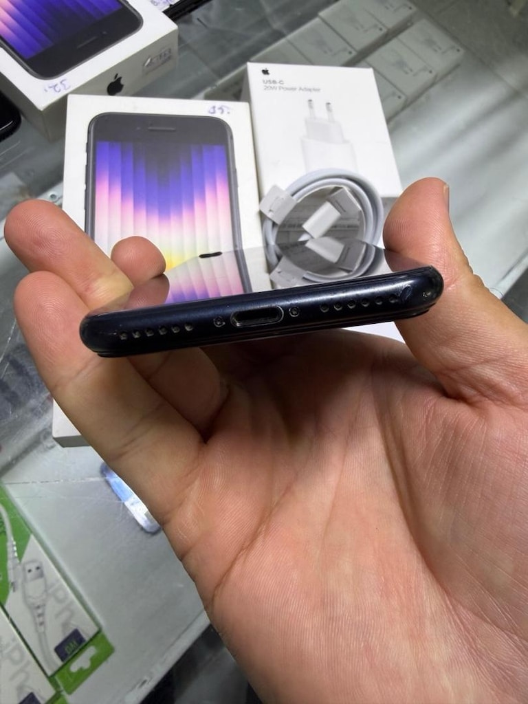 MÜHENDİSCELL’DEN İPHONE SE 3.NESİL İOS 18 PİL%85 KUTU FATURALI - 7