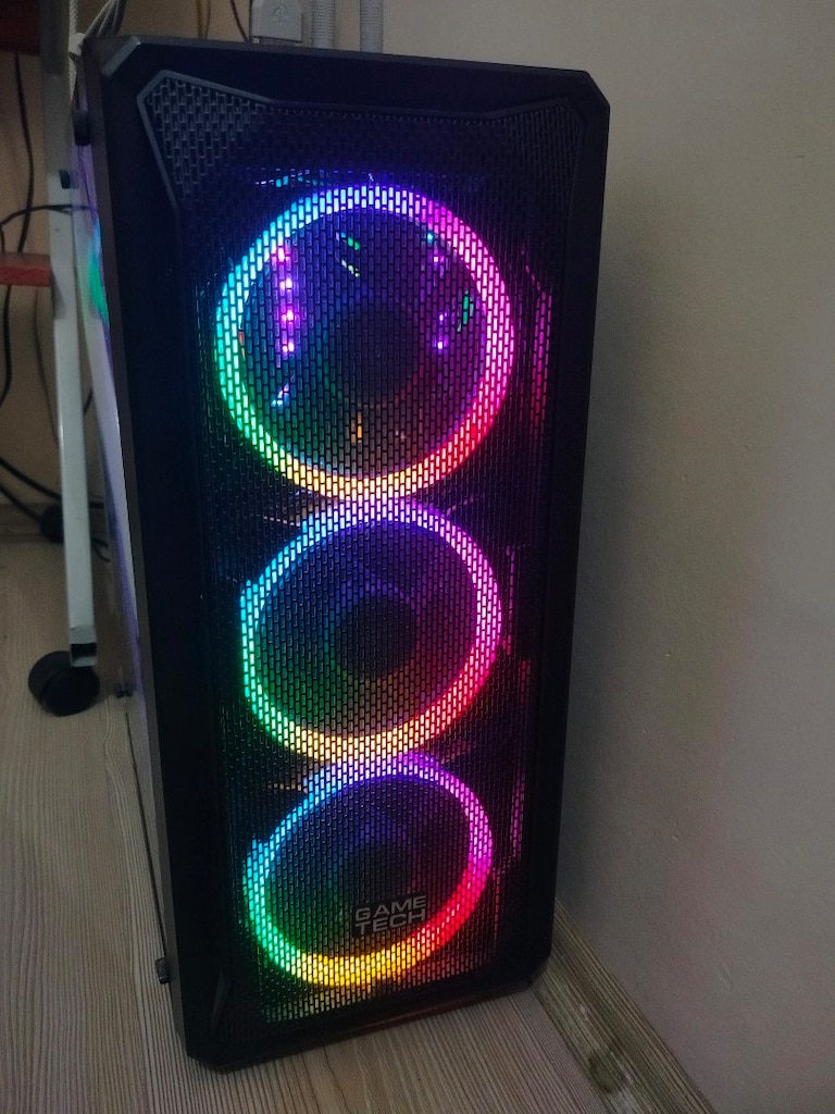 OYUNCU BİLGİSAYARI - PC RYZEN 5 16GB RAM M2 SSD