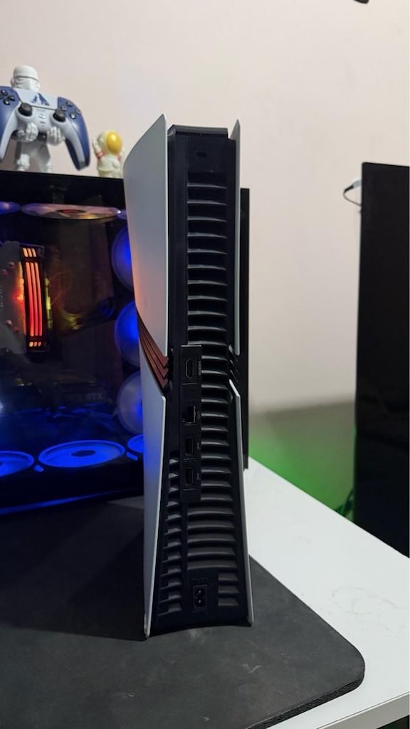 PS5 PRO CFİ 7021 2 TB PLAYSTATİON 5 PRO - 5