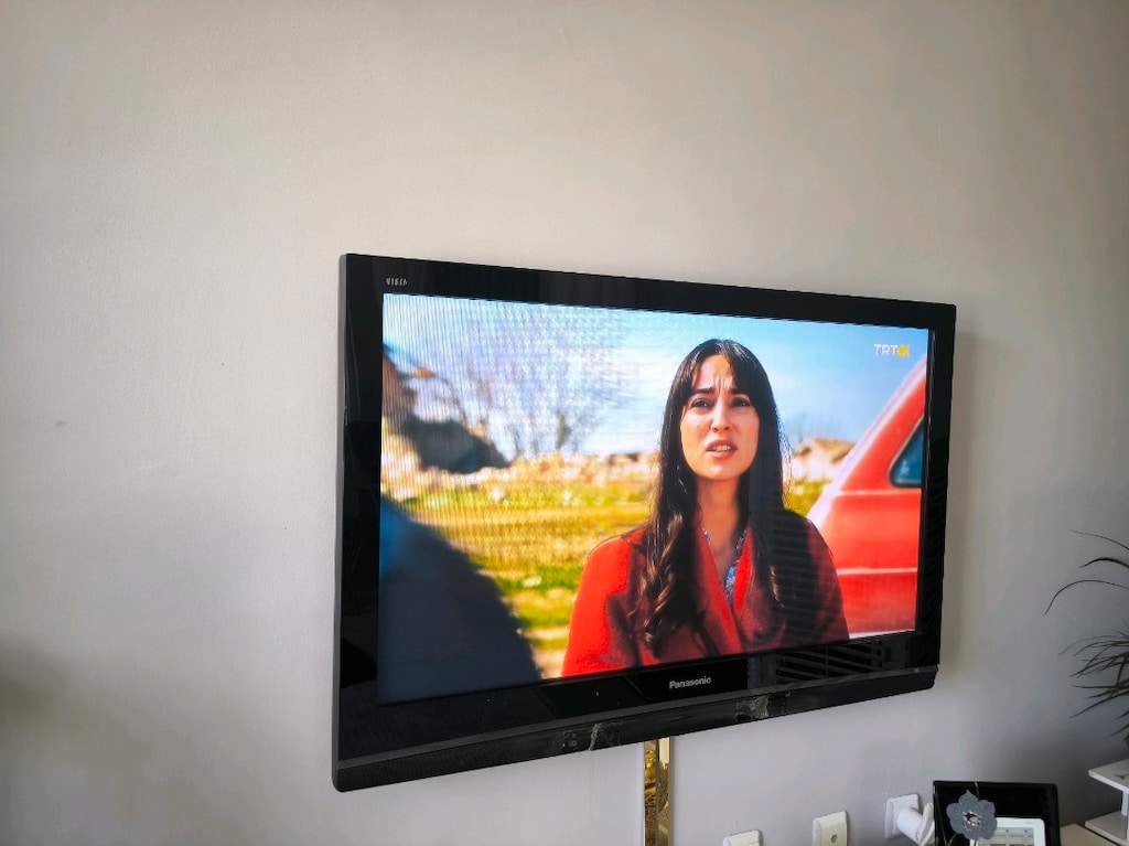 panasonic plazma televizyon 106 ekran