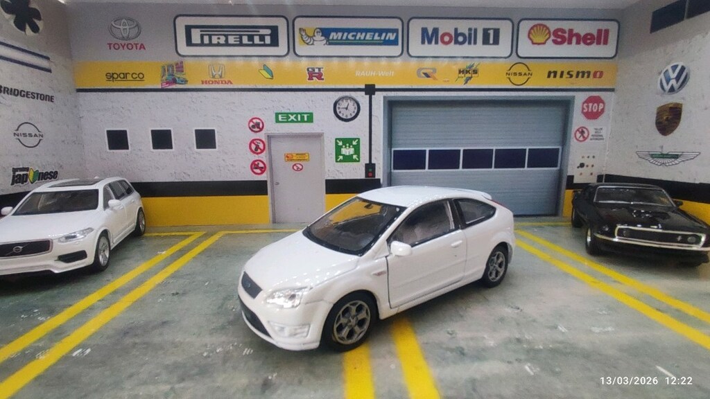 Ford Focus ST modeli metal diecast oyuncak araba - 6