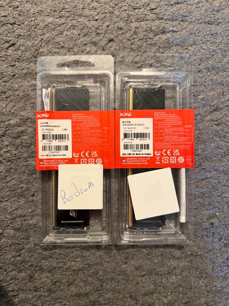 XPG 8GB (1x8GB) Spectrix D35 Siyah DDR4 3600MHz CL18 1.35V PC Ram - 2