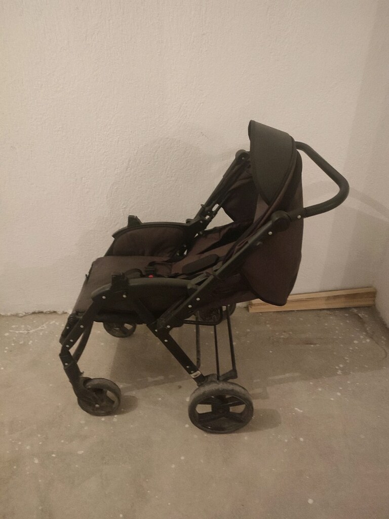 Siyah Bebek Arabası - 5
