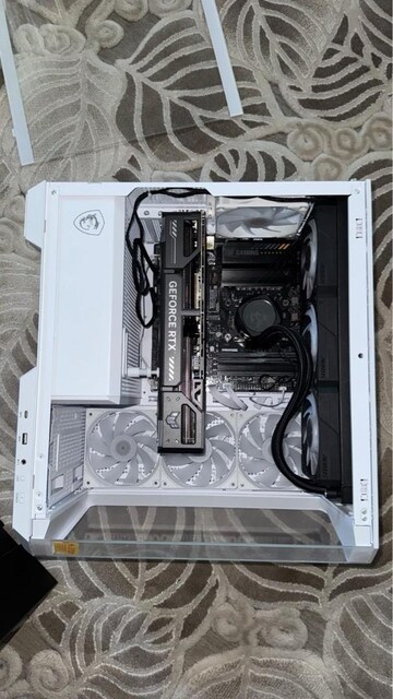EKRAN KARTSIZ RENDER GAMİNG PC 9800x3d 32gb Ram