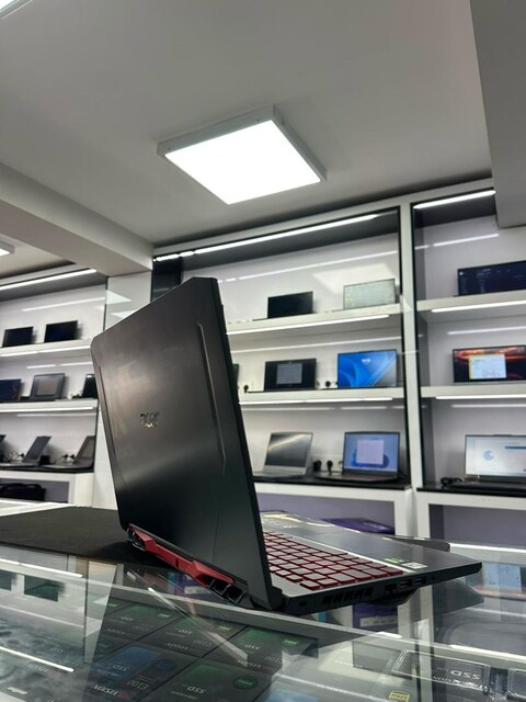 Acer nitro 5 gaming laptop