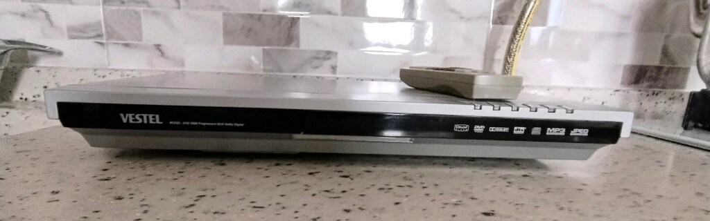 VESTEL DVD PLAYER - 5