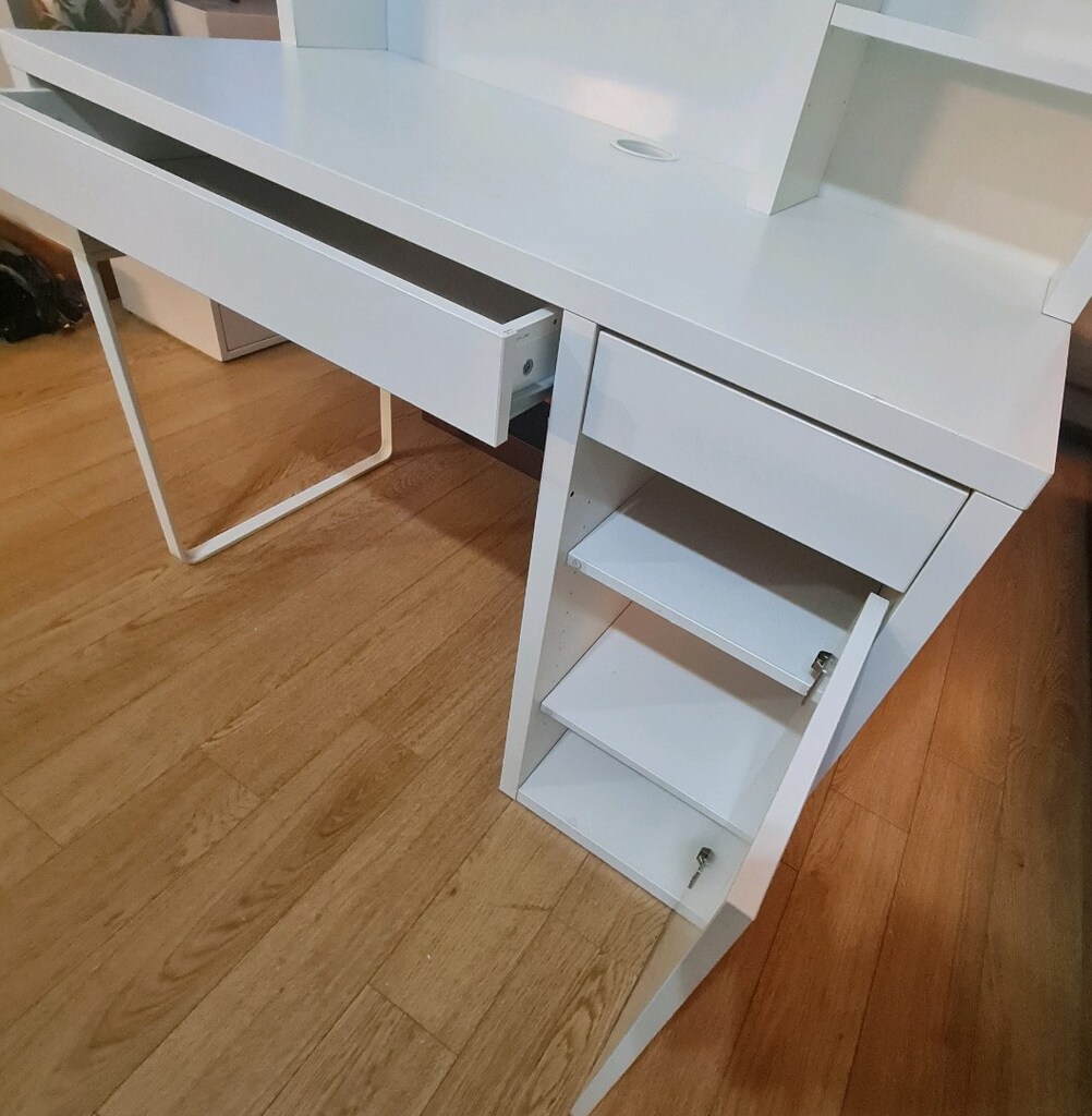İkea çalışma masası ve kitaplığı - 6