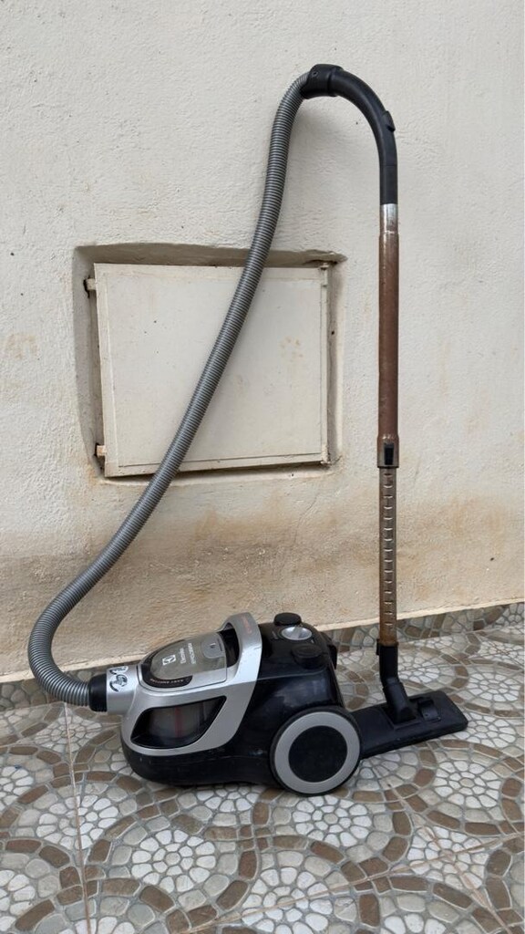 Elektrolüx Süpürge Çekim Kuvveti Çok İyi - 2