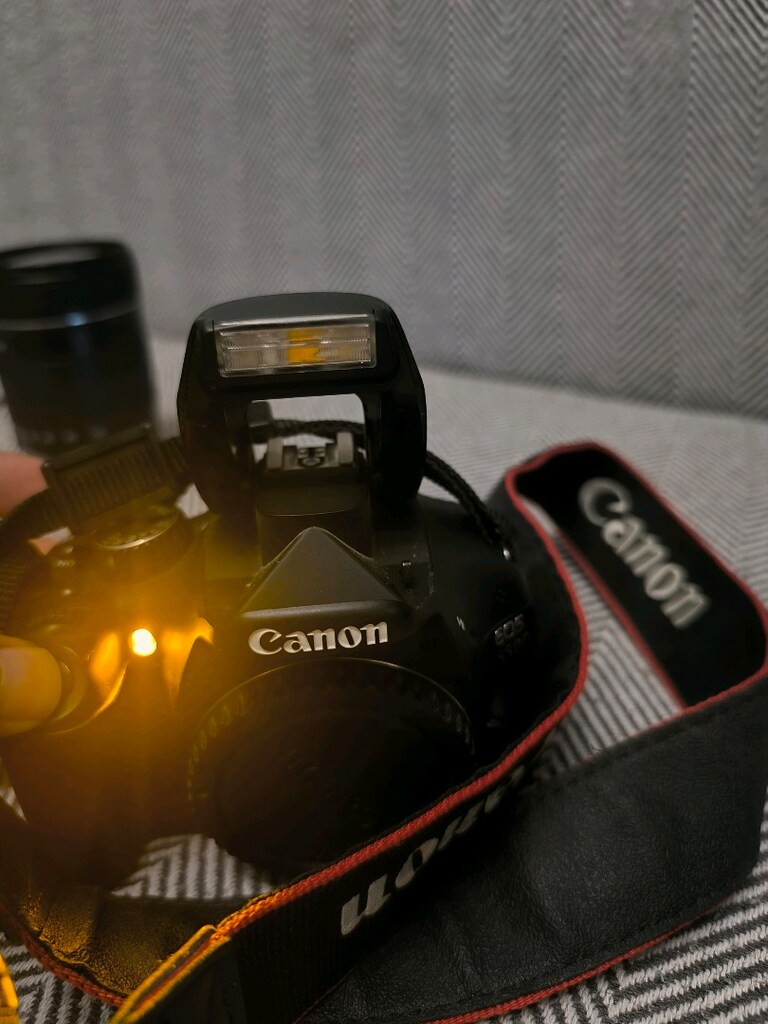 Canon 550D Fotoğraf Makinesi Seti - 10