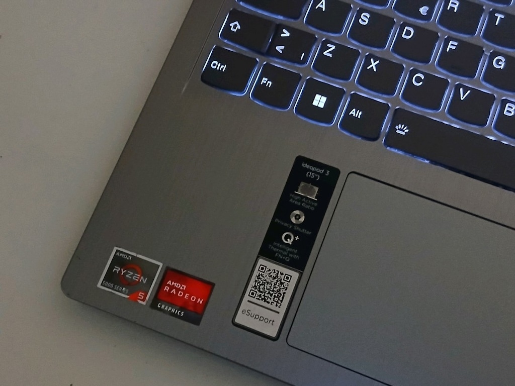 Lenovo IdeaPad 3 / R5 5500U / Radeon Graphics / 8GB / 512GB - 3