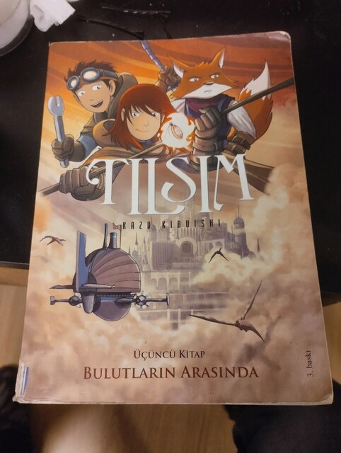 Tılsım Bulutların Arasında 3. ve Süpernova 8. Kitap