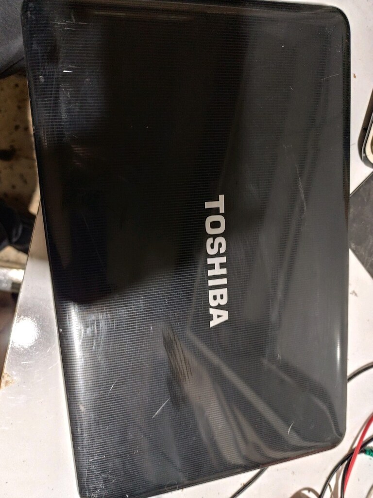 Toshiba satelite l850 sadece kasa omple - 3