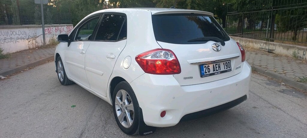 Satılık Toyota Auris 1.6 elegant 2012 model - 4