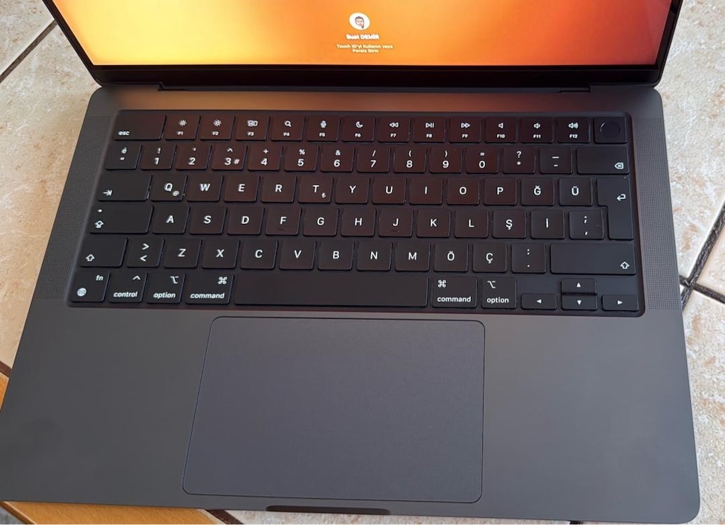 MACBOOK PRO M4 - 2