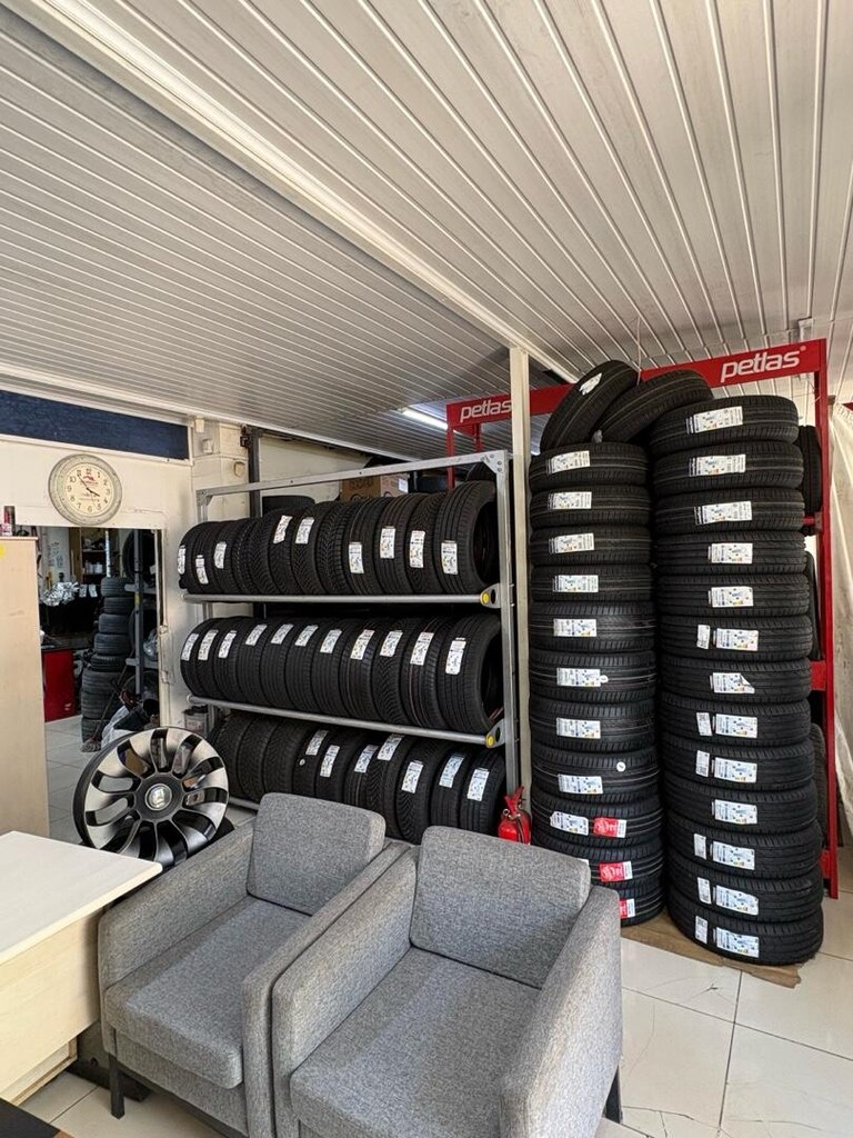 215/60R17C 104/102H Continental Kışlık - 5