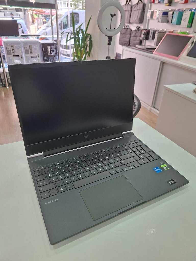 HP VICTUS GAMING INTEL I5 12450H 16GB DDR4 RAM 512GB M2 NVME SSD