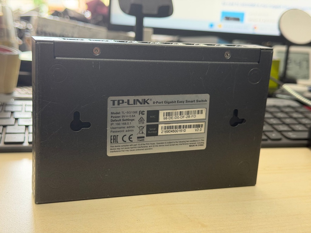 TP-Link TL-SG108E 8-Port 1000Mbps Gigabit Easy Ethernet Switch - 3