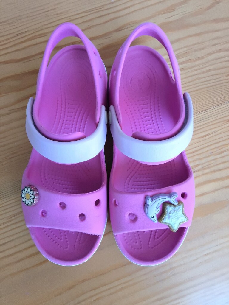 31-32 beden kız çocuk orijinal crocs sandalet j1 - 2