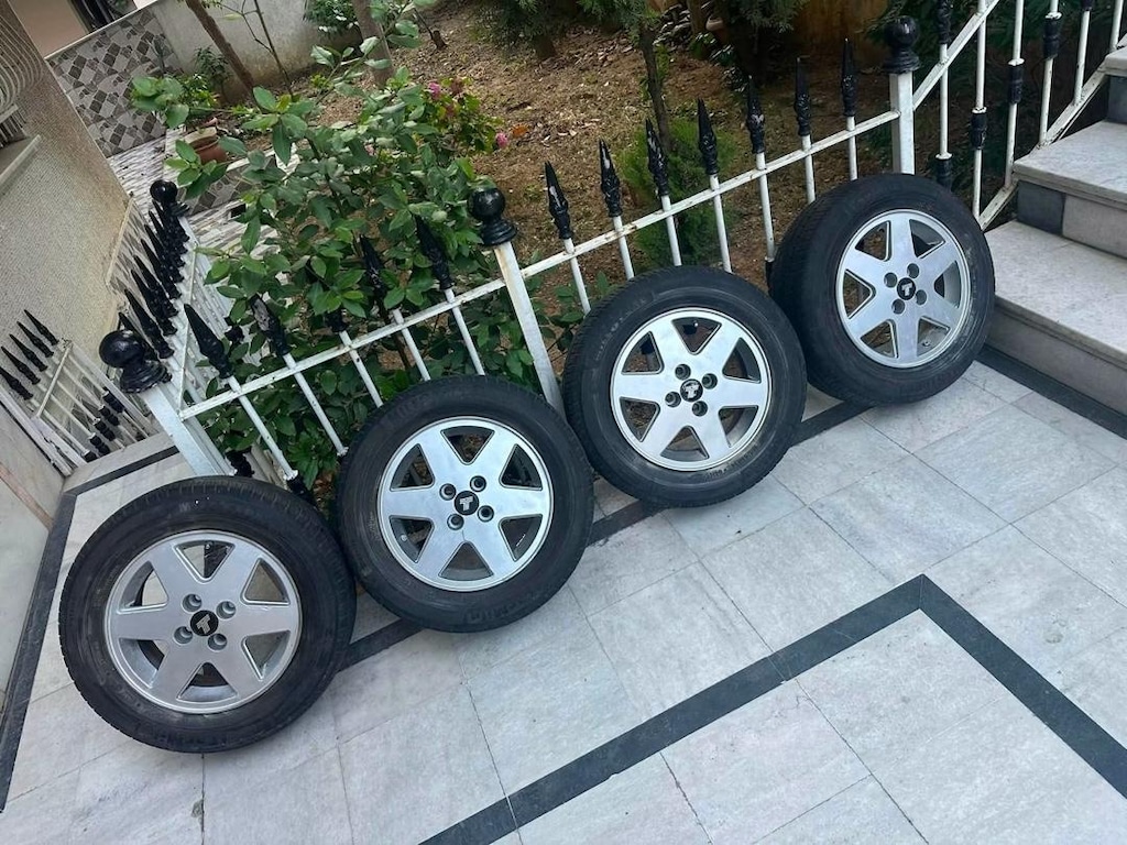 6 kol jant lastik takımı Sıfır Ayarında Milestone 185.65.14.dir 4x100 - 7